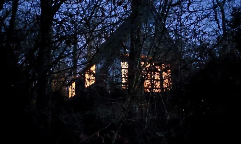 Het Boshuisje In Durbuy Villa Luaran gambar