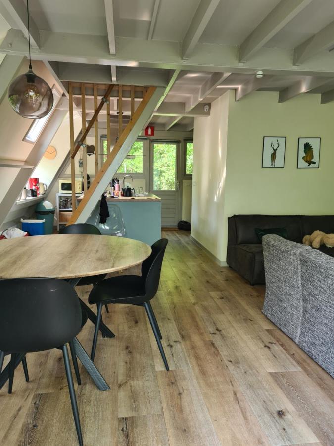 Het Boshuisje In Durbuy Villa Luaran gambar